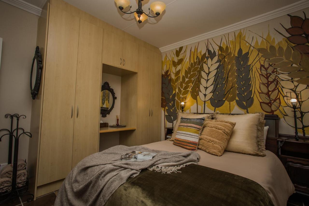 Auge 44 Guest Apartments Свеллендам Экстерьер фото
